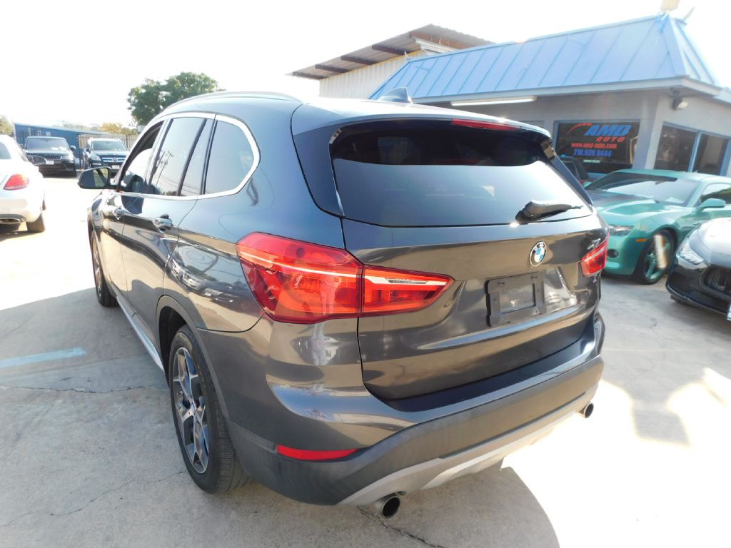 2016 BMW X1 Image 5