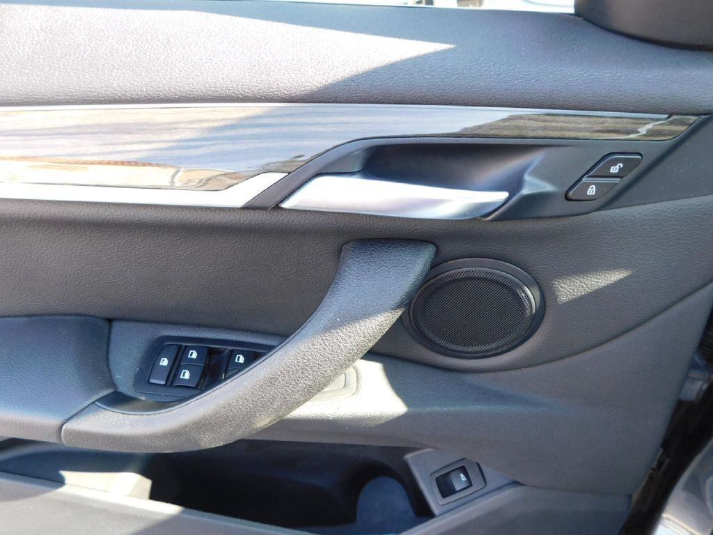 2016 BMW X1 Image 31