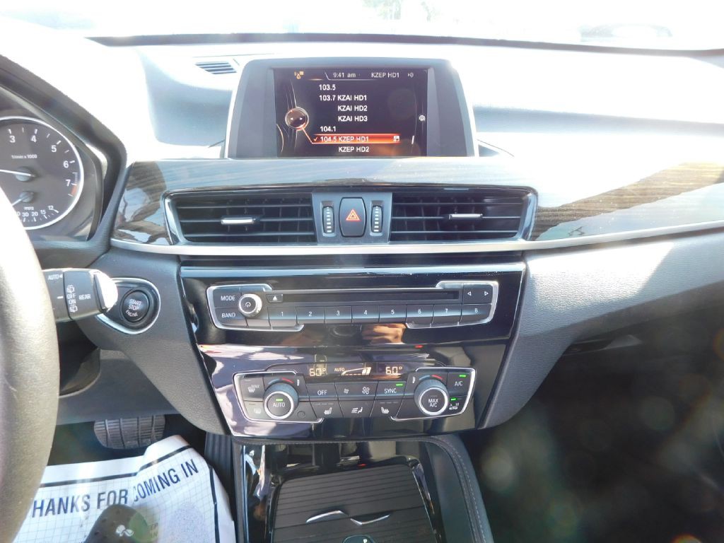 2016 BMW X1 Image 35