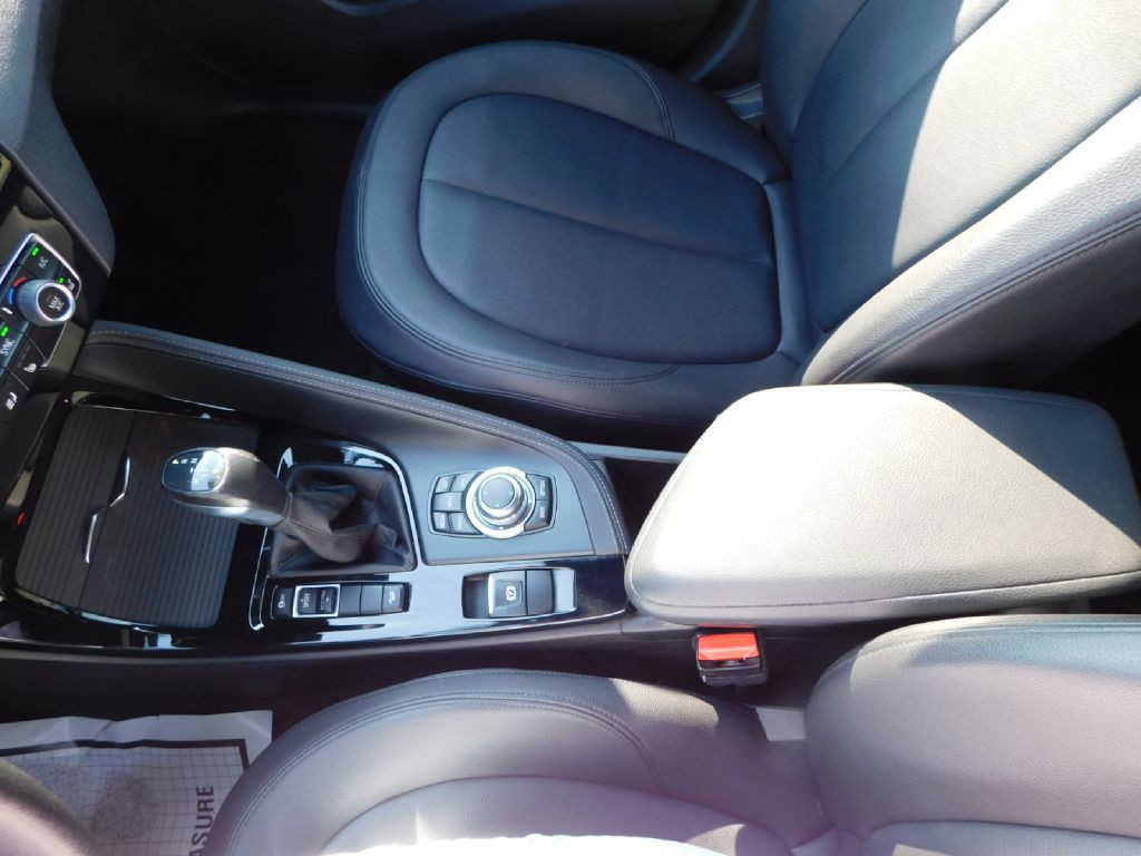 2016 BMW X1 Image 38