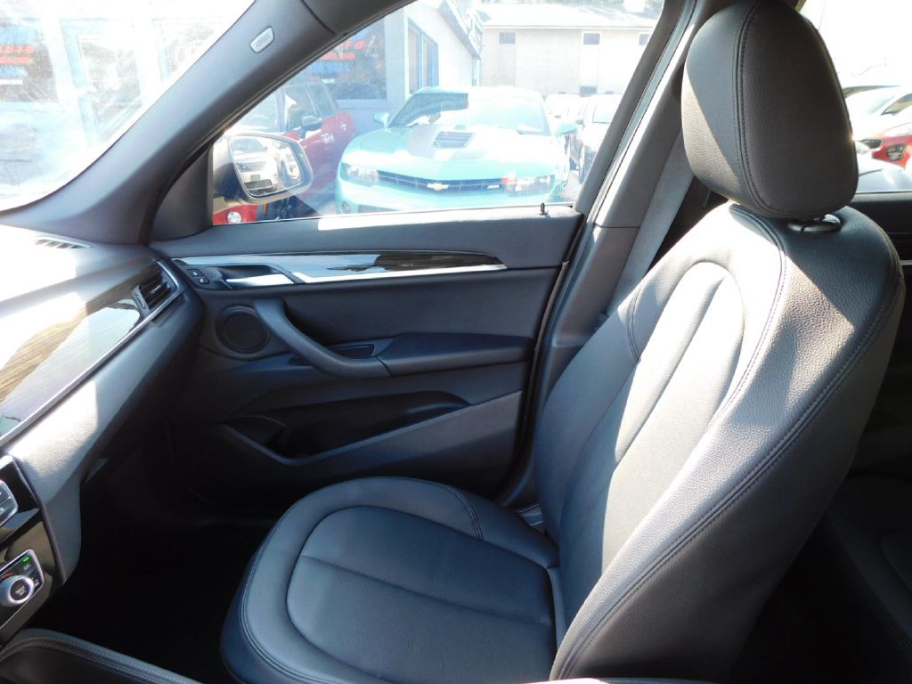 2016 BMW X1 Image 39