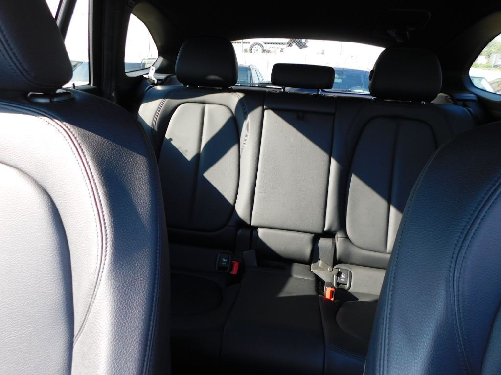 2016 BMW X1 Image 43