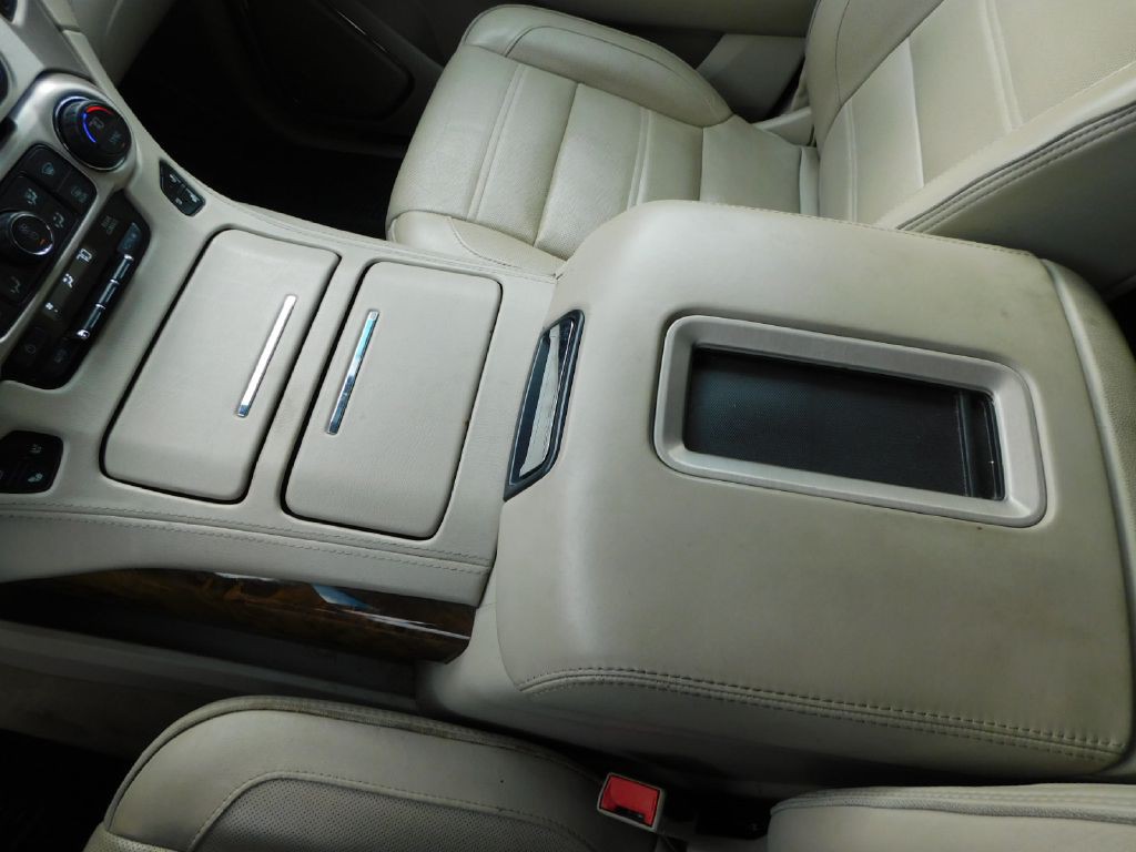 2015 GMC Yukon Image 38