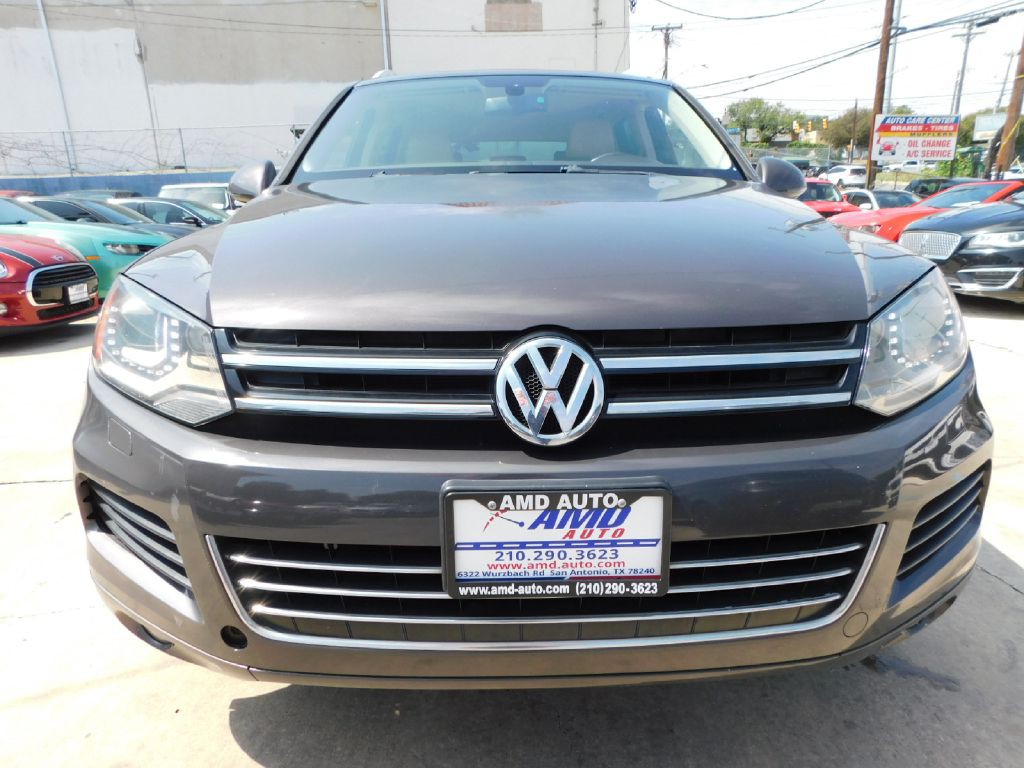 2013 Volkswagen Touareg Image 49