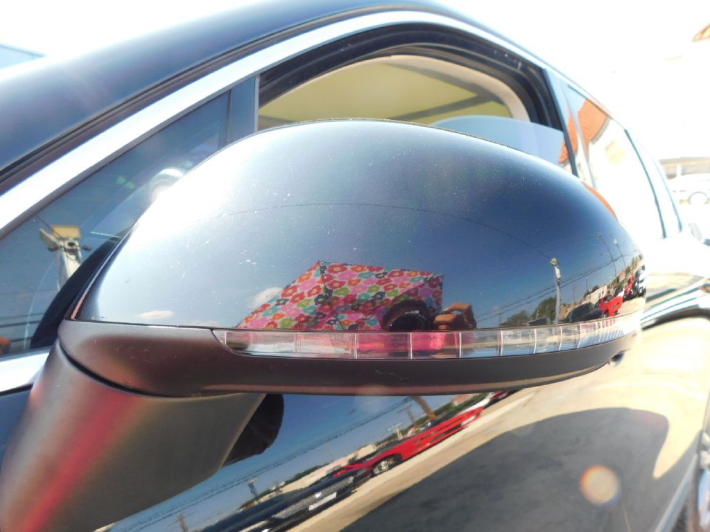 2016 Volkswagen Touareg Image 14