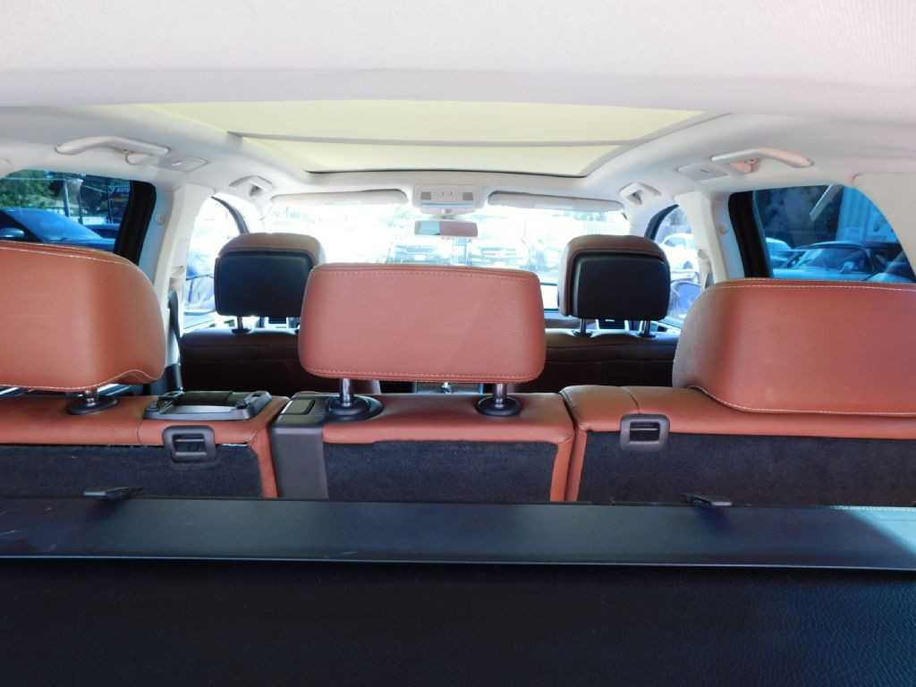 2016 Volkswagen Touareg Image 16