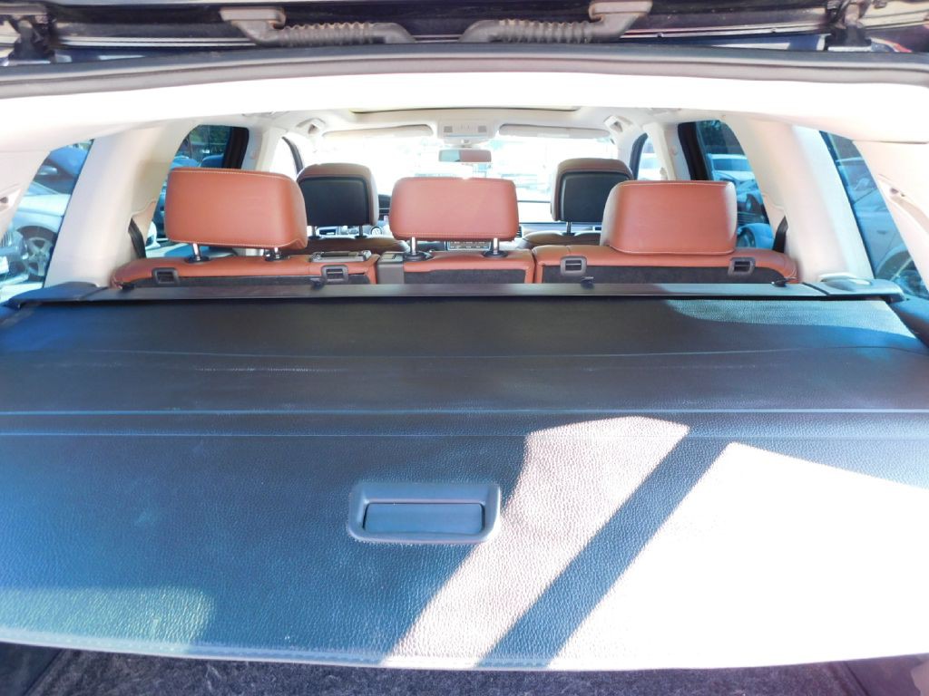 2016 Volkswagen Touareg Image 17