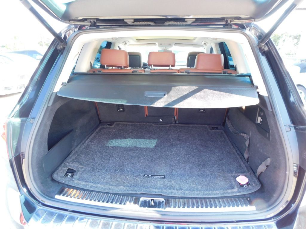 2016 Volkswagen Touareg Image 18