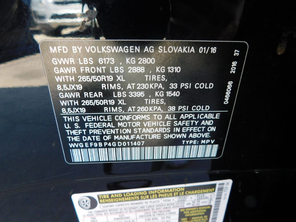 2016 Volkswagen Touareg Image 21