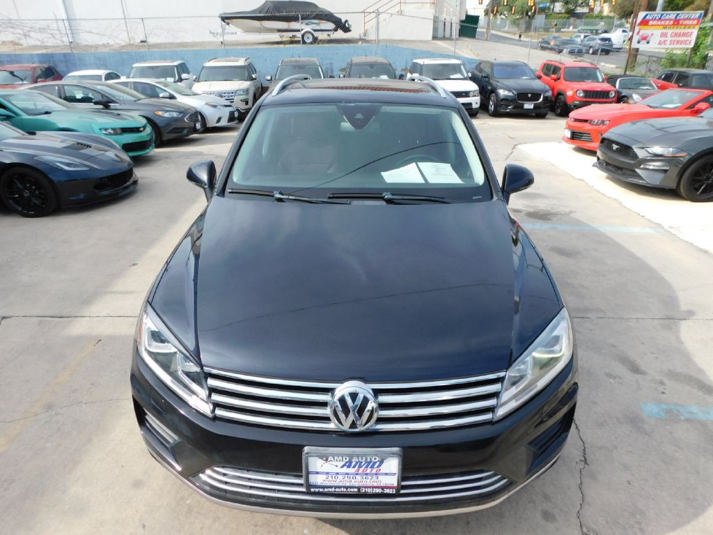 2016 Volkswagen Touareg Image 52