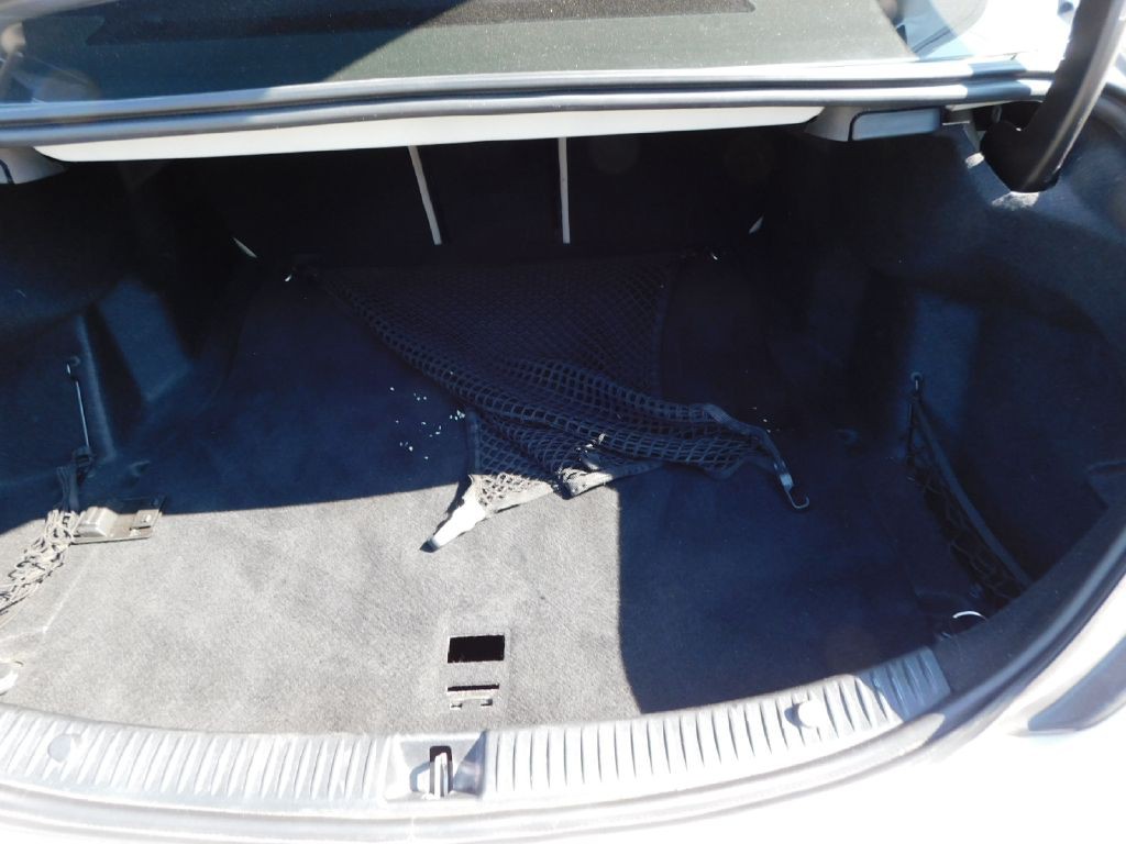 2015 Mercedes-Benz C-Class Image 12