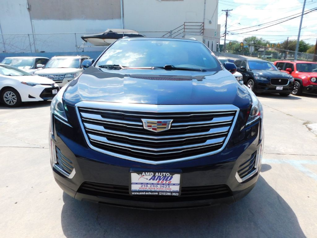 2017 Cadillac XT5 Image 2