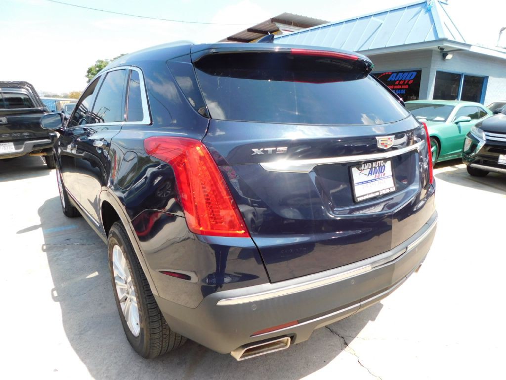 2017 Cadillac XT5 Image 5