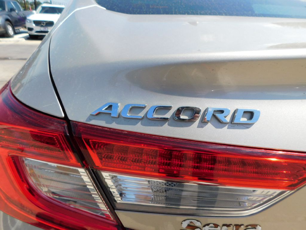 2018 Honda Accord Image 5