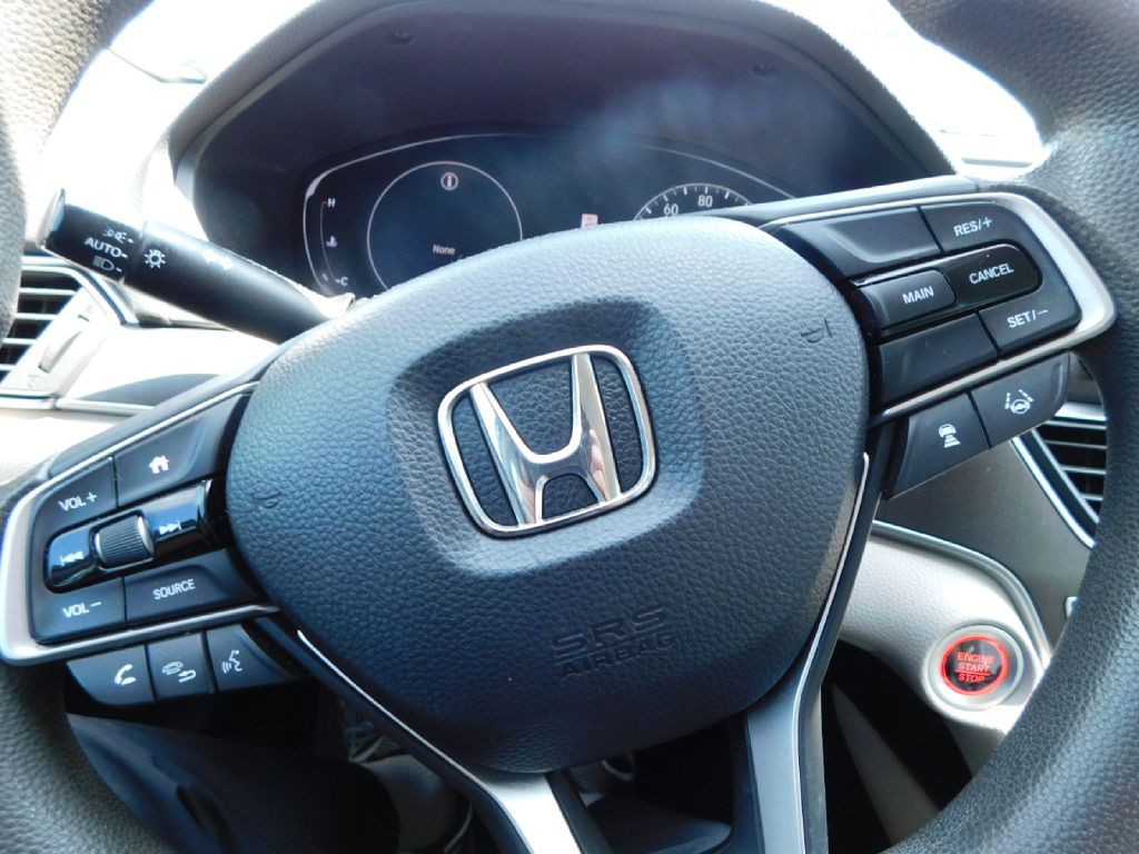2018 Honda Accord Image 19