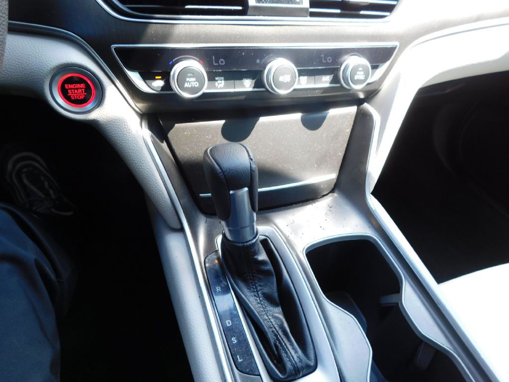 2018 Honda Accord Image 20