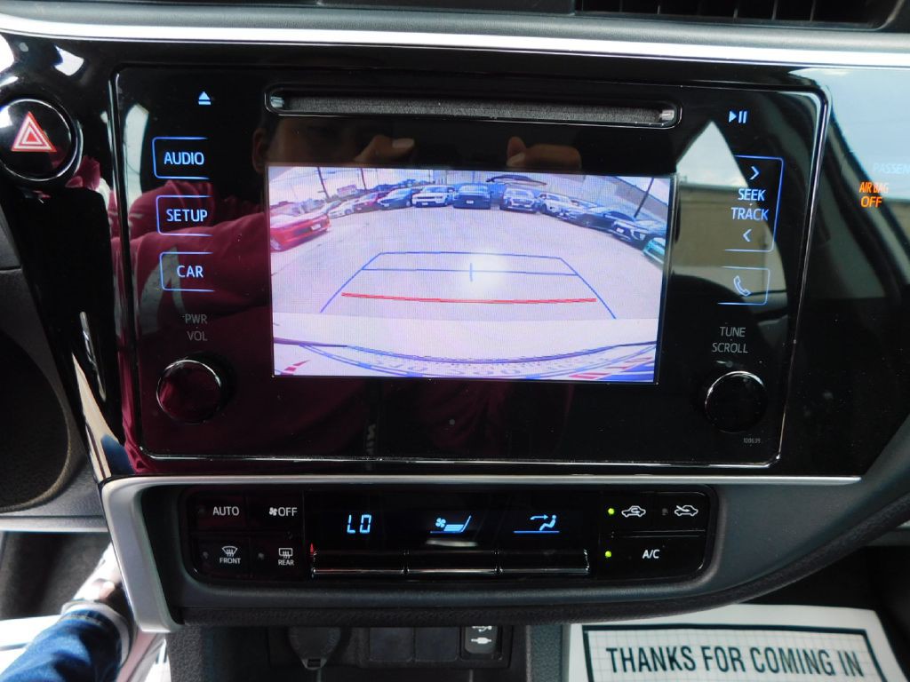 2018 Toyota Corolla Image 30