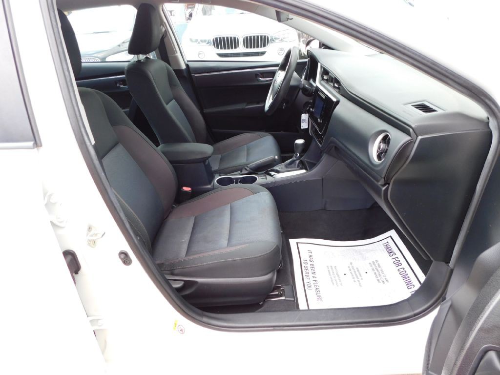 2018 Toyota Corolla Image 40
