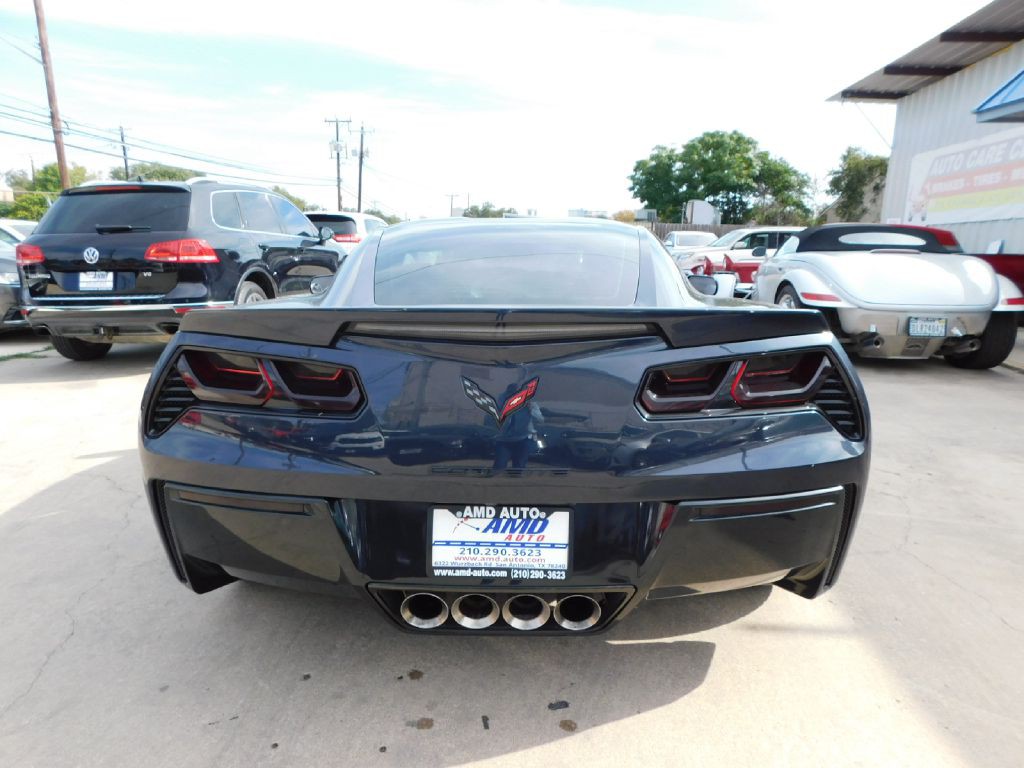2015 Chevrolet Corvette Image 6
