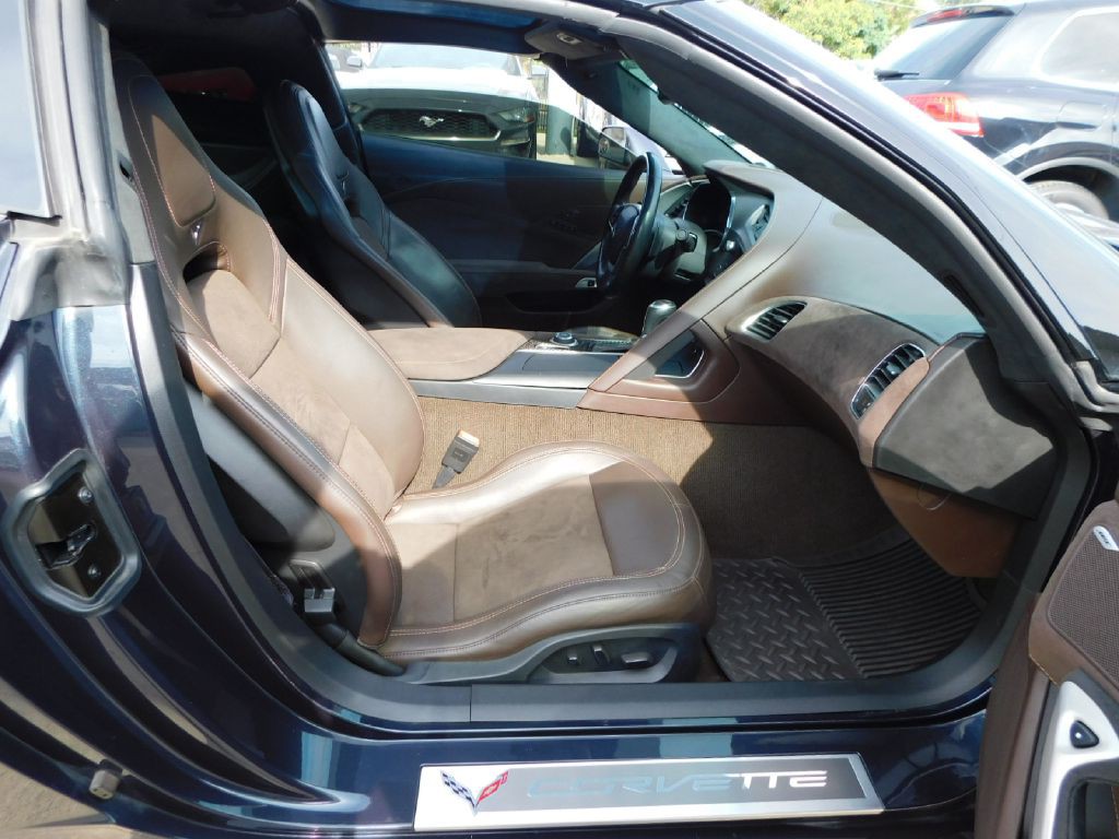 2015 Chevrolet Corvette Image 36