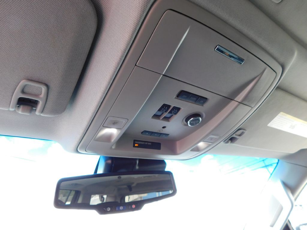 2015 Chevrolet Suburban Image 41