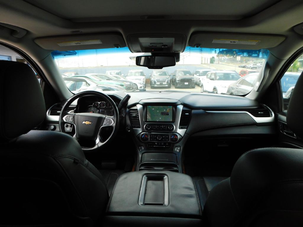 2015 Chevrolet Suburban Image 45