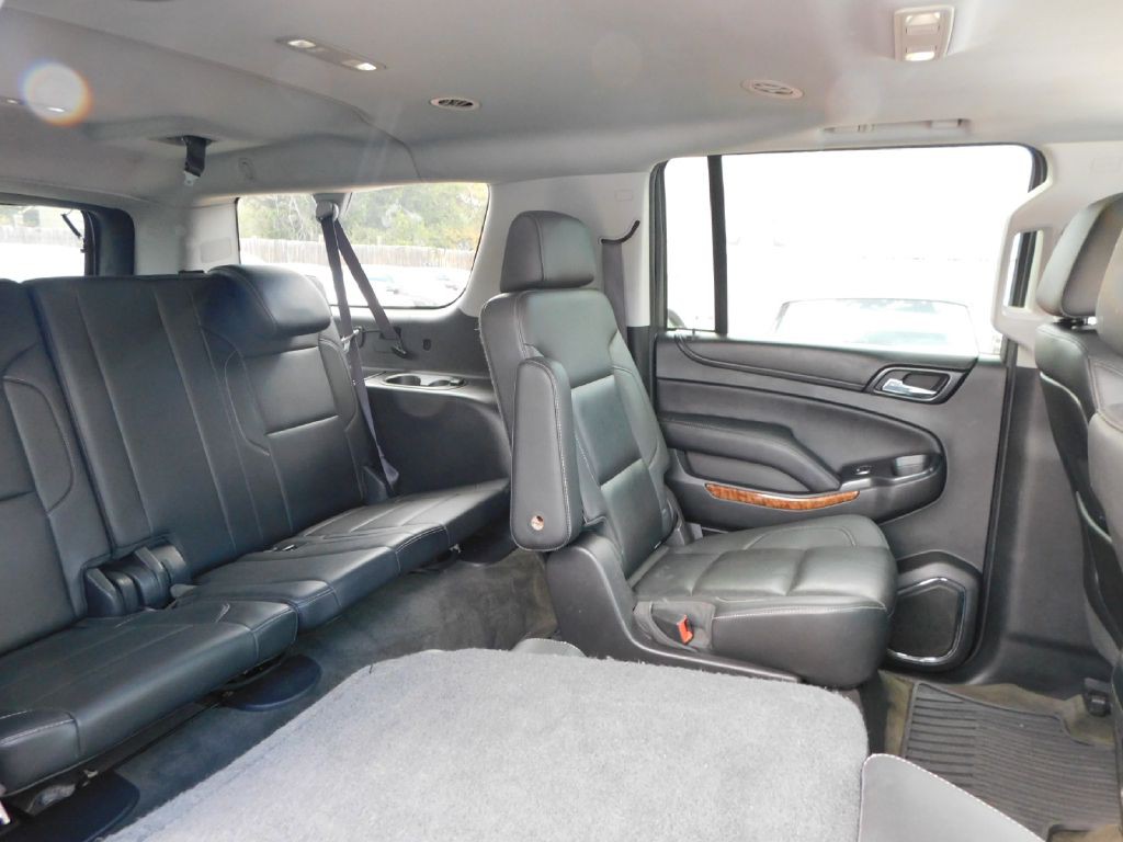 2015 Chevrolet Suburban Image 47