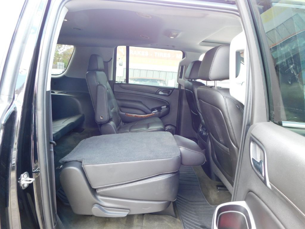 2015 Chevrolet Suburban Image 48
