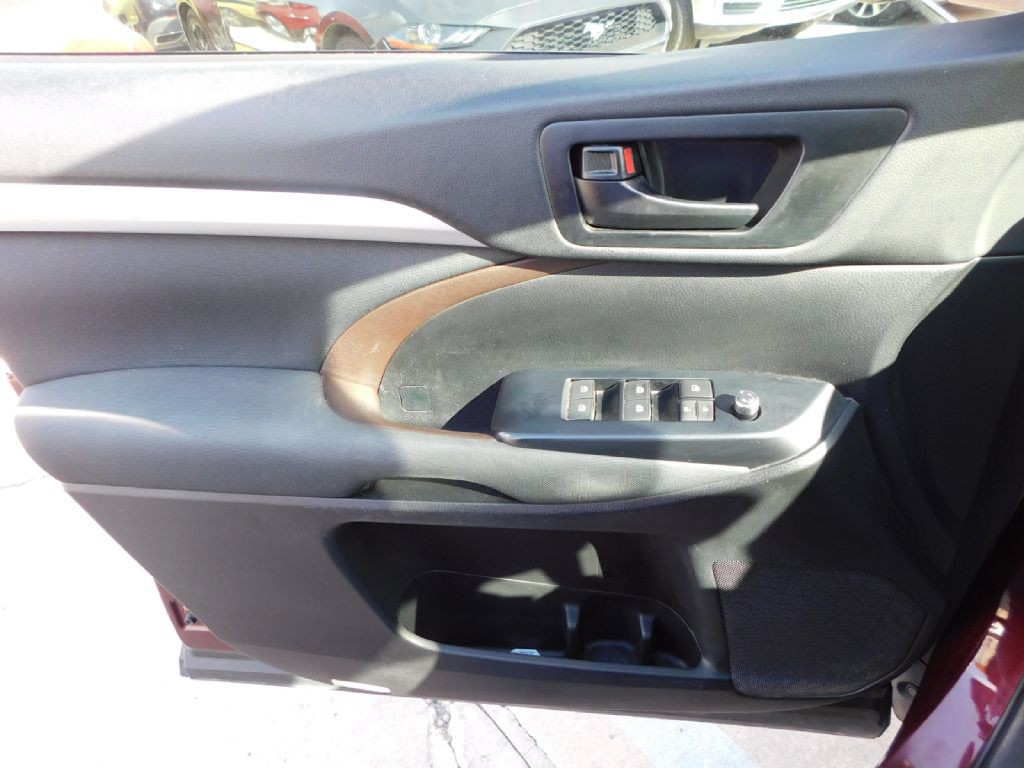 2019 Toyota Highlander Image 31