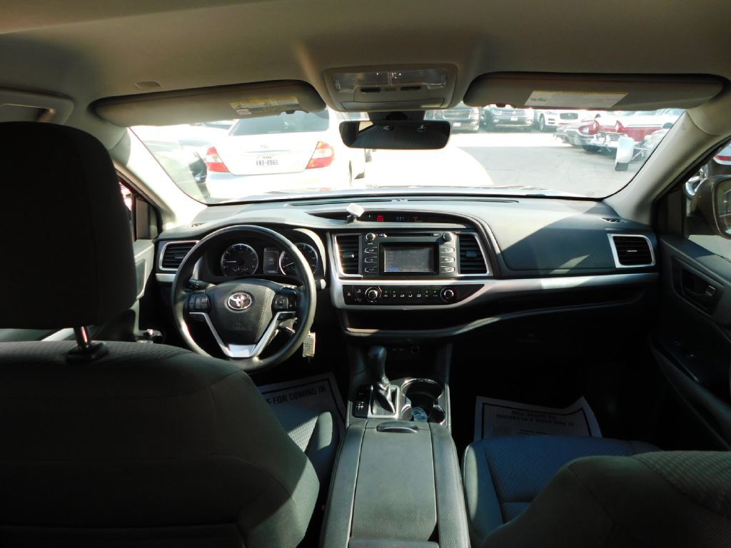 2019 Toyota Highlander Image 43