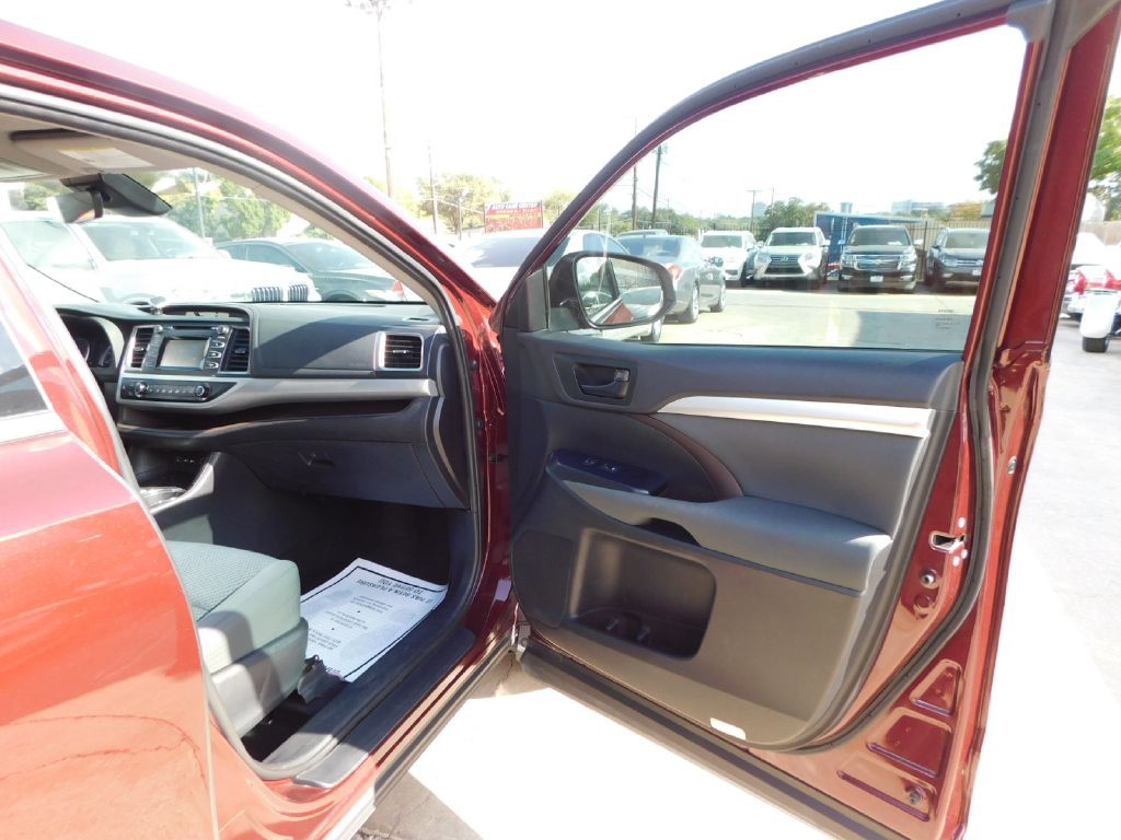 2019 Toyota Highlander Image 47