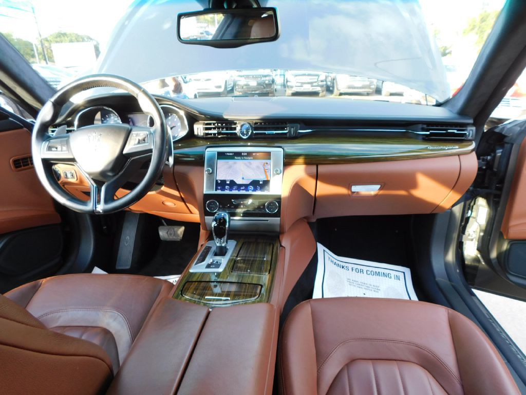 2015 Maserati Quattroporte Image 17