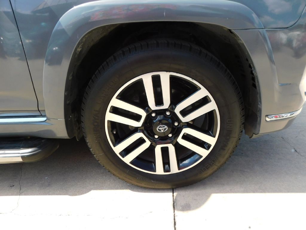 2014 Toyota 4Runner Image 9
