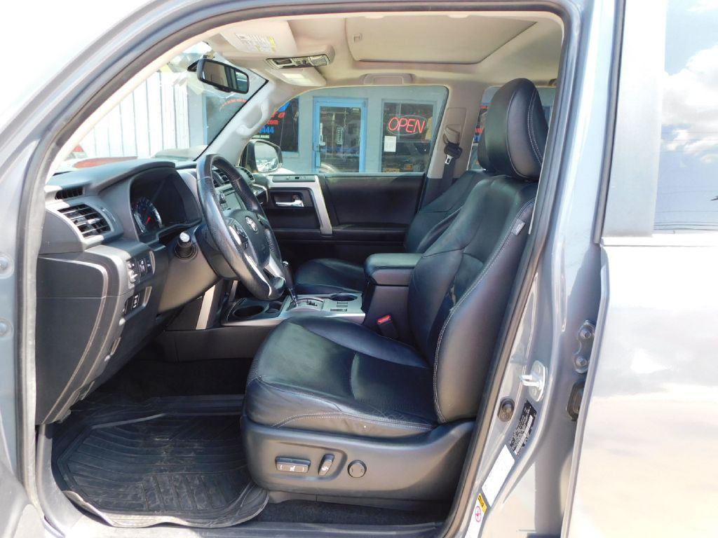 2014 Toyota 4Runner Image 22