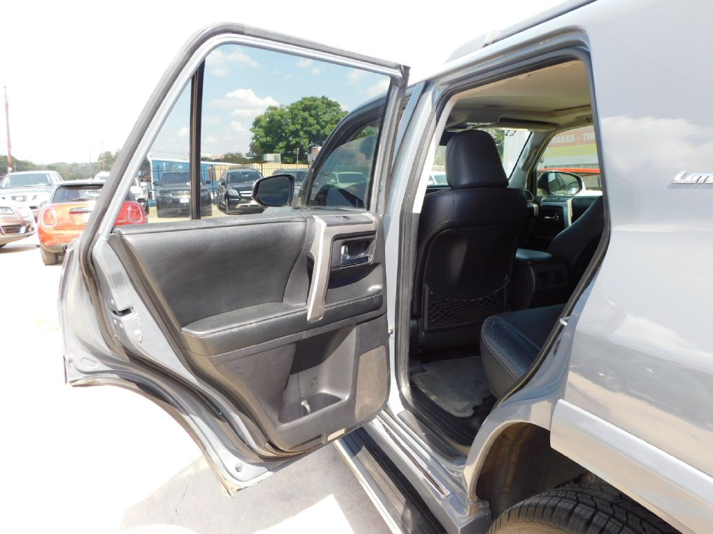 2014 Toyota 4Runner Image 23