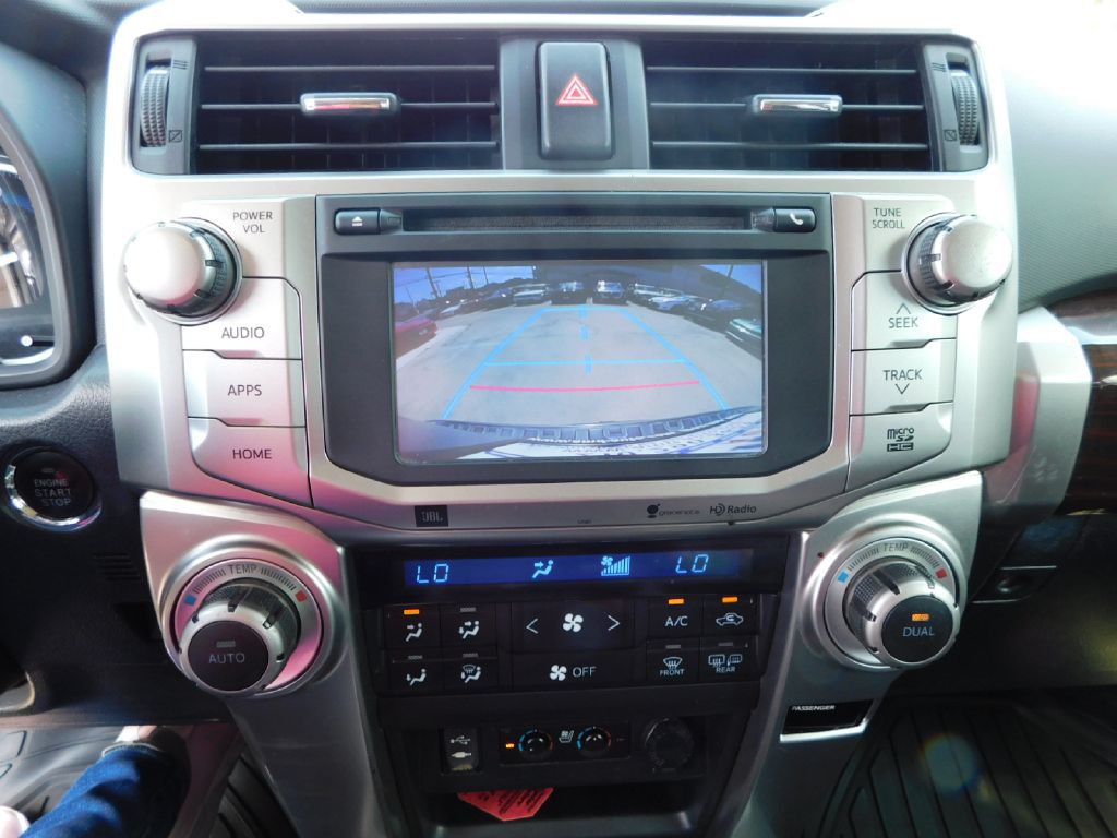 2014 Toyota 4Runner Image 35