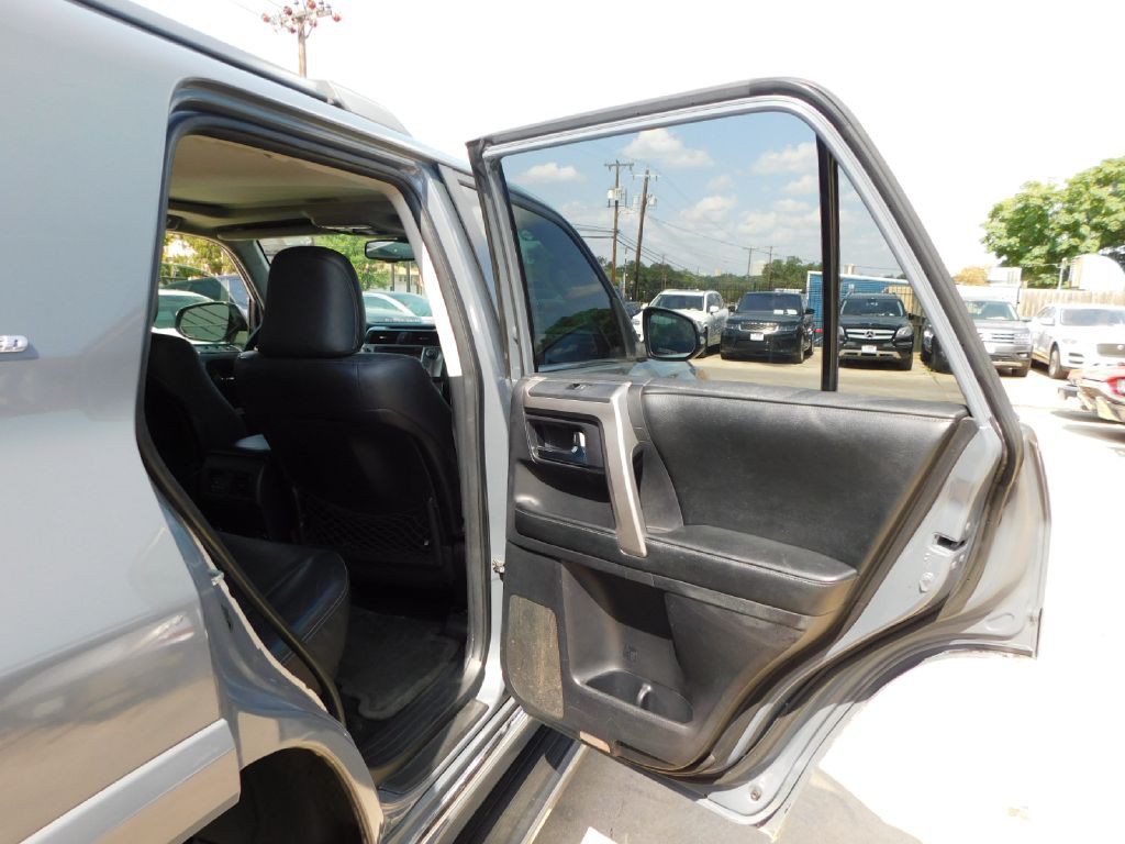 2014 Toyota 4Runner Image 46