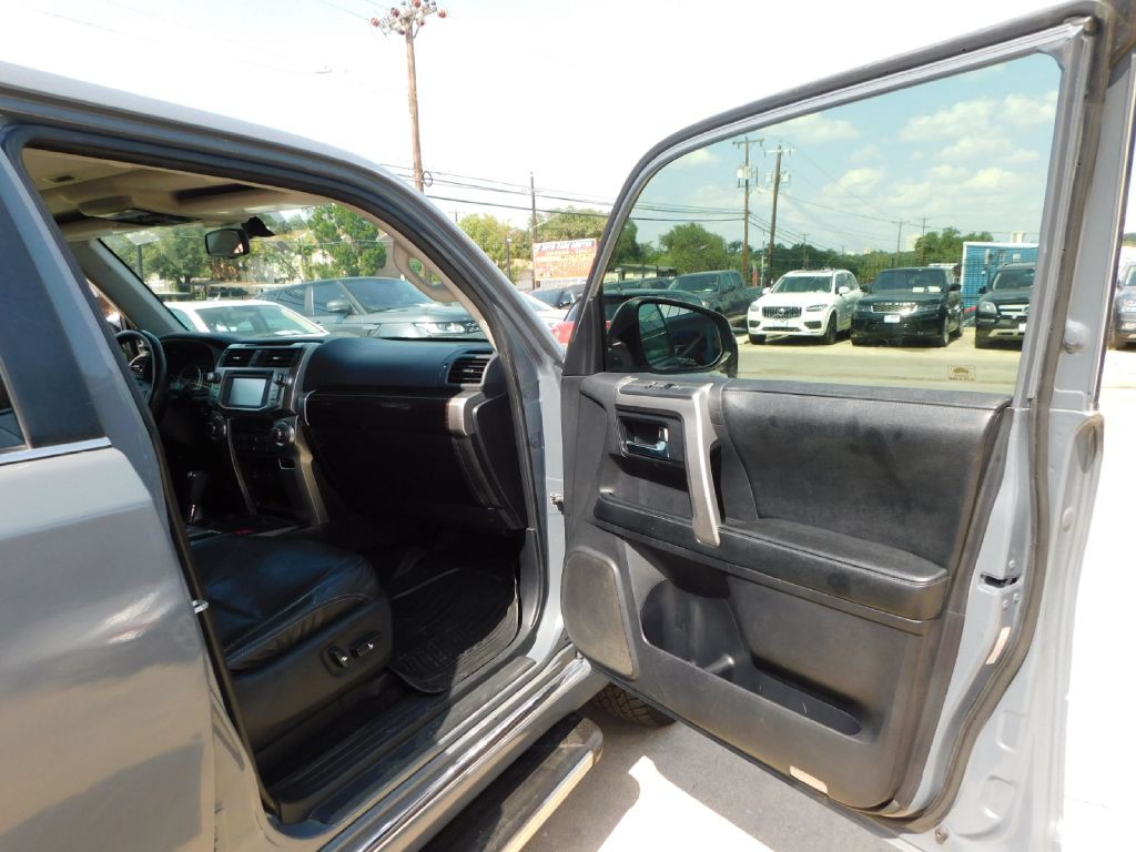 2014 Toyota 4Runner Image 48