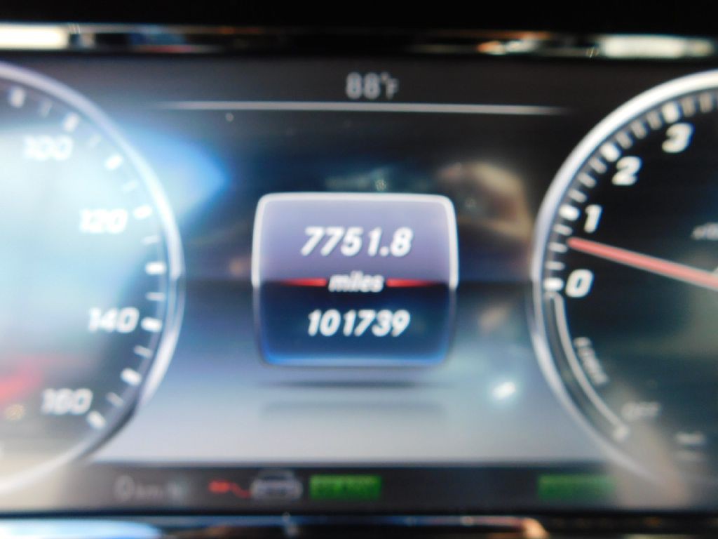 2017 Mercedes-Benz S-Class Image 26