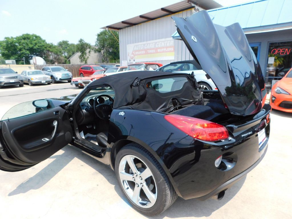 2007 Pontiac Solstice Image 16