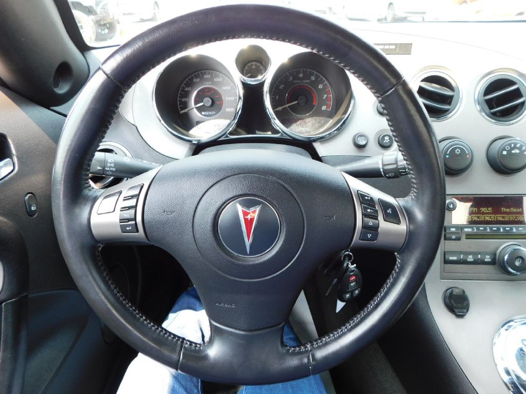 2007 Pontiac Solstice Image 22