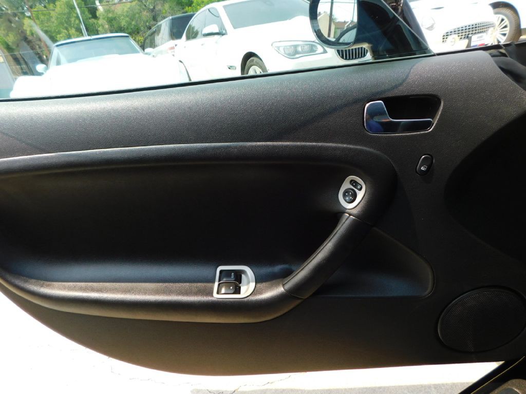 2007 Pontiac Solstice Image 24