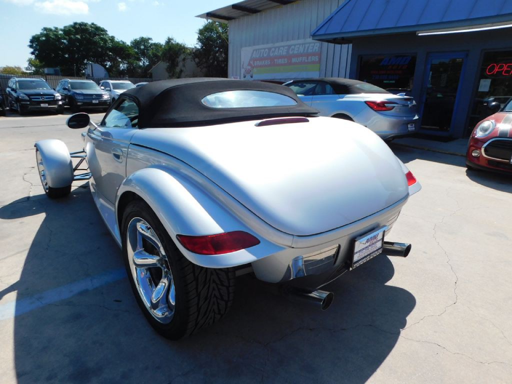 2000 Plymouth Prowler Image 5