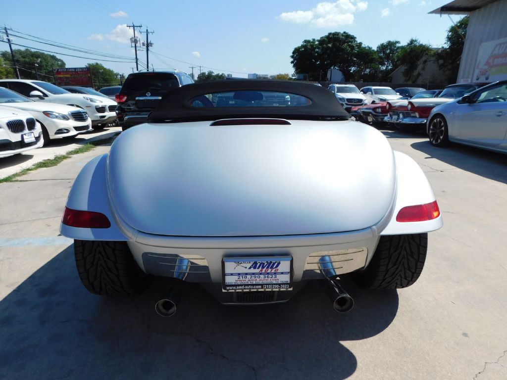 2000 Plymouth Prowler Image 6