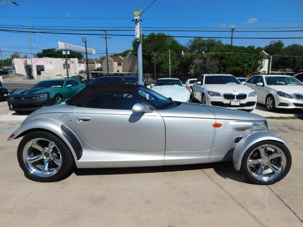 2000 Plymouth Prowler Image 8