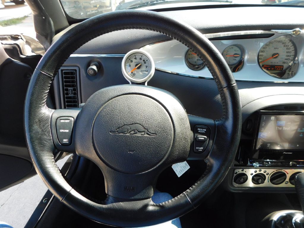 2000 Plymouth Prowler Image 17