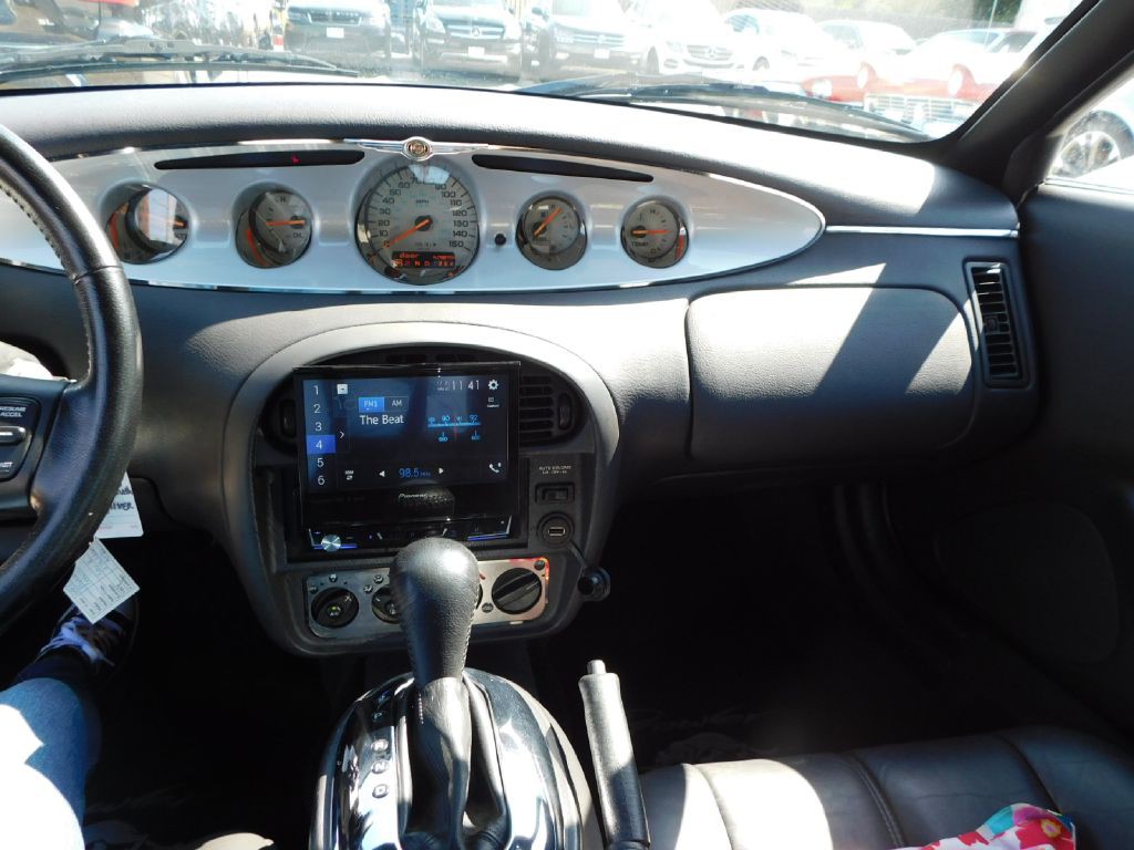 2000 Plymouth Prowler Image 19