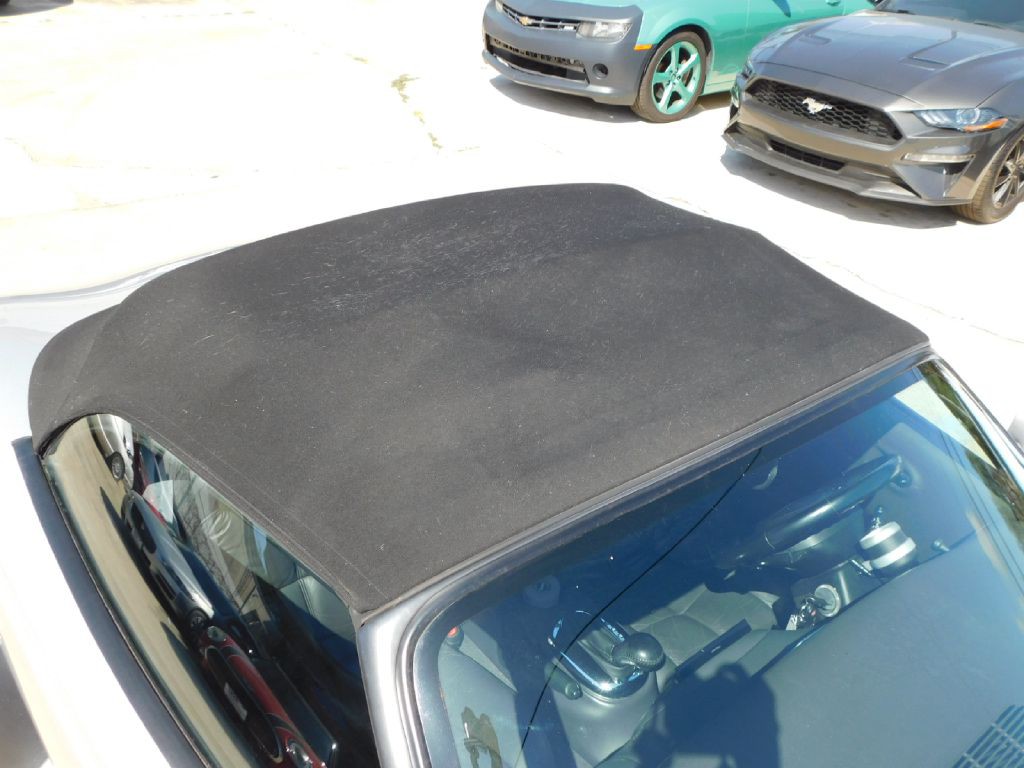 2000 Plymouth Prowler Image 30