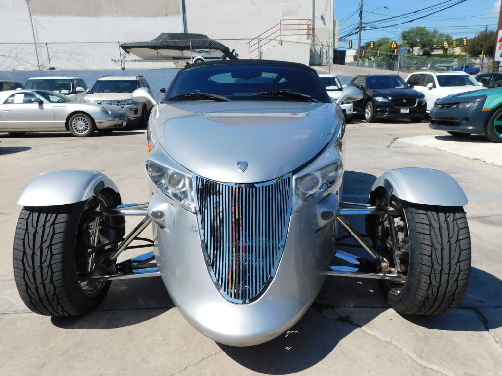 2000 Plymouth Prowler Image 31