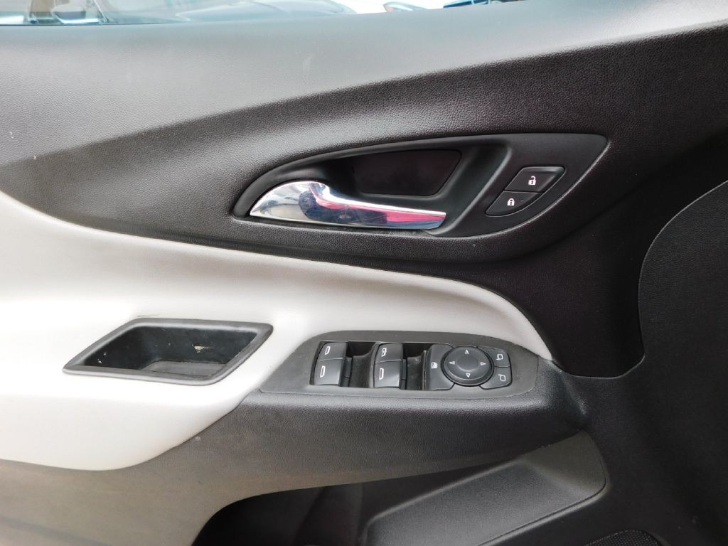 2020 Chevrolet Equinox Image 28